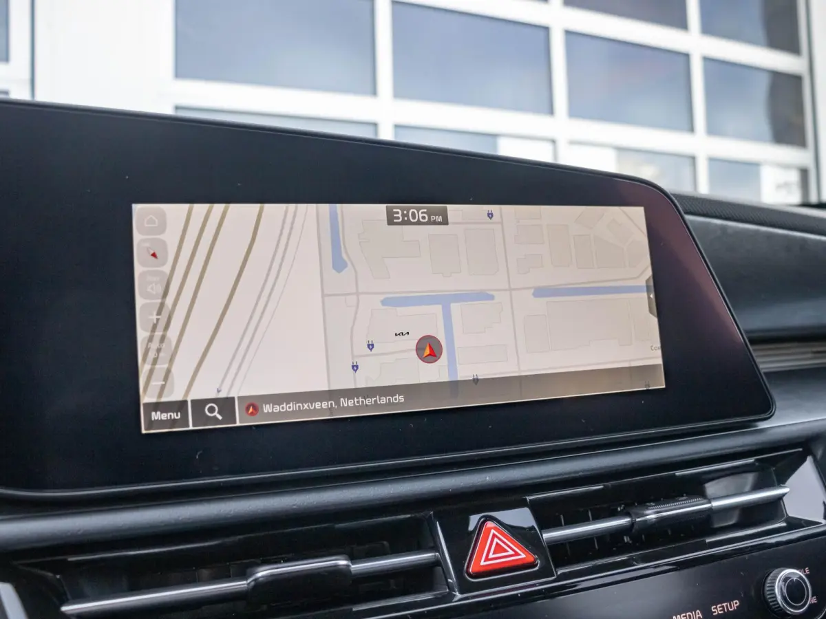 Air 64.8 kWh | Op voorraad | Direct rijden  | Clima | Camera | Apple Carplay | Stoel&Stuur Verwarming
