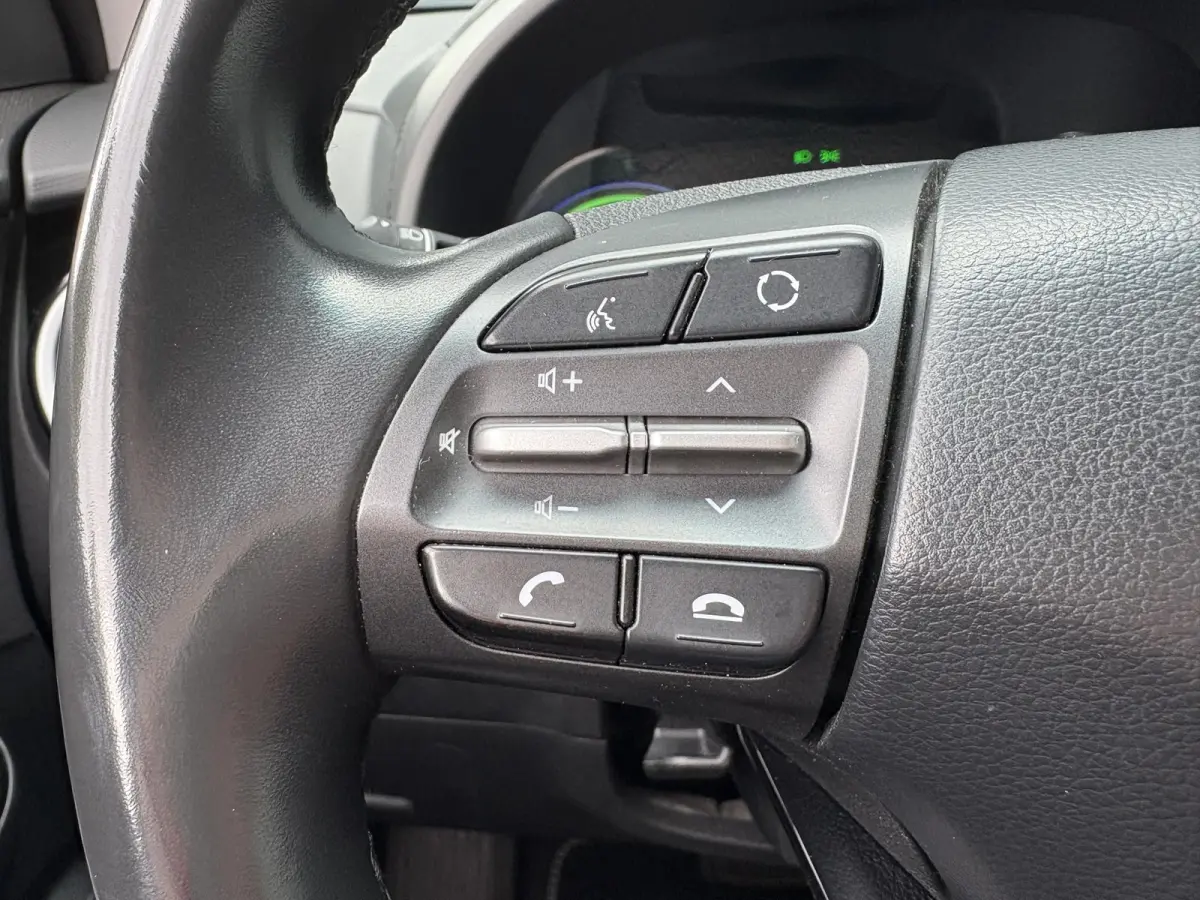 1.6 GDI HEV Fashion / Airco / Trekhaak, geremd tot 1300 kg / Apple Carplay/Android Auto / Cruise Control / Automaat /