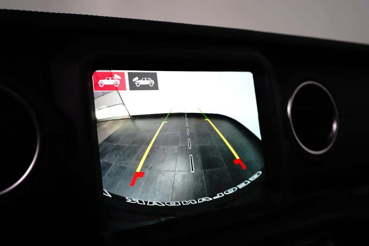 4xe 380 Rubicon l Elekt. Schuifdak l Stoel/Stuurverwarming l Leder l Dodehoek Assist l LED l Navi l Camera l