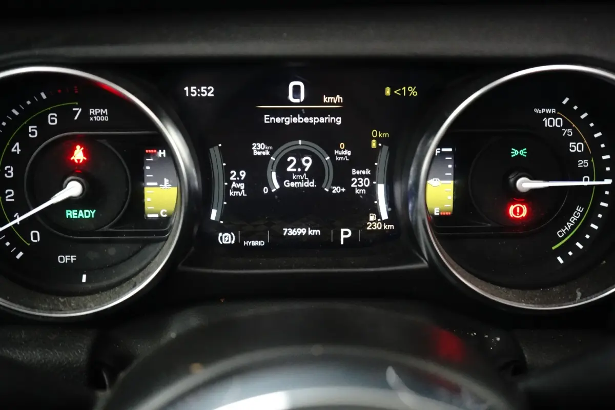 4xe 380 Rubicon l Elekt. Schuifdak l Stoel/Stuurverwarming l Leder l Dodehoek Assist l LED l Navi l Camera l