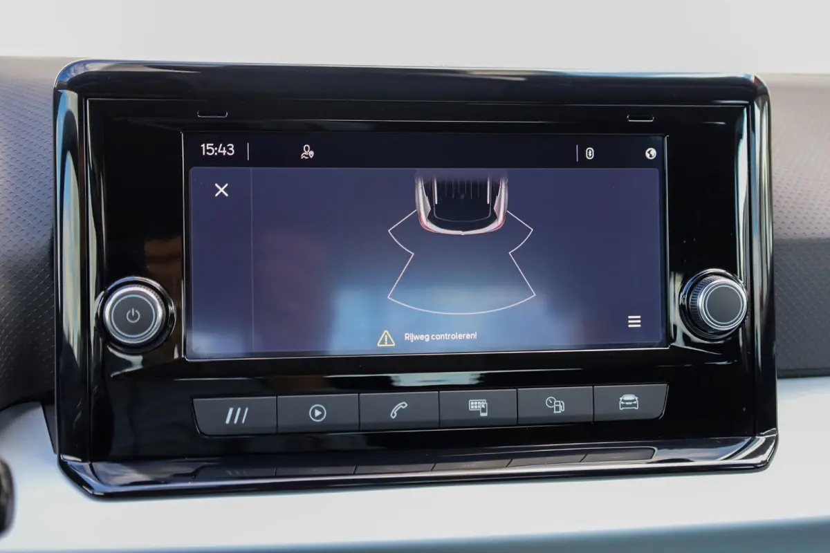 1.0 TSI 95pk Style | Parkeersensor | LM Velgen 17" | Apple Carplay/Android Auto