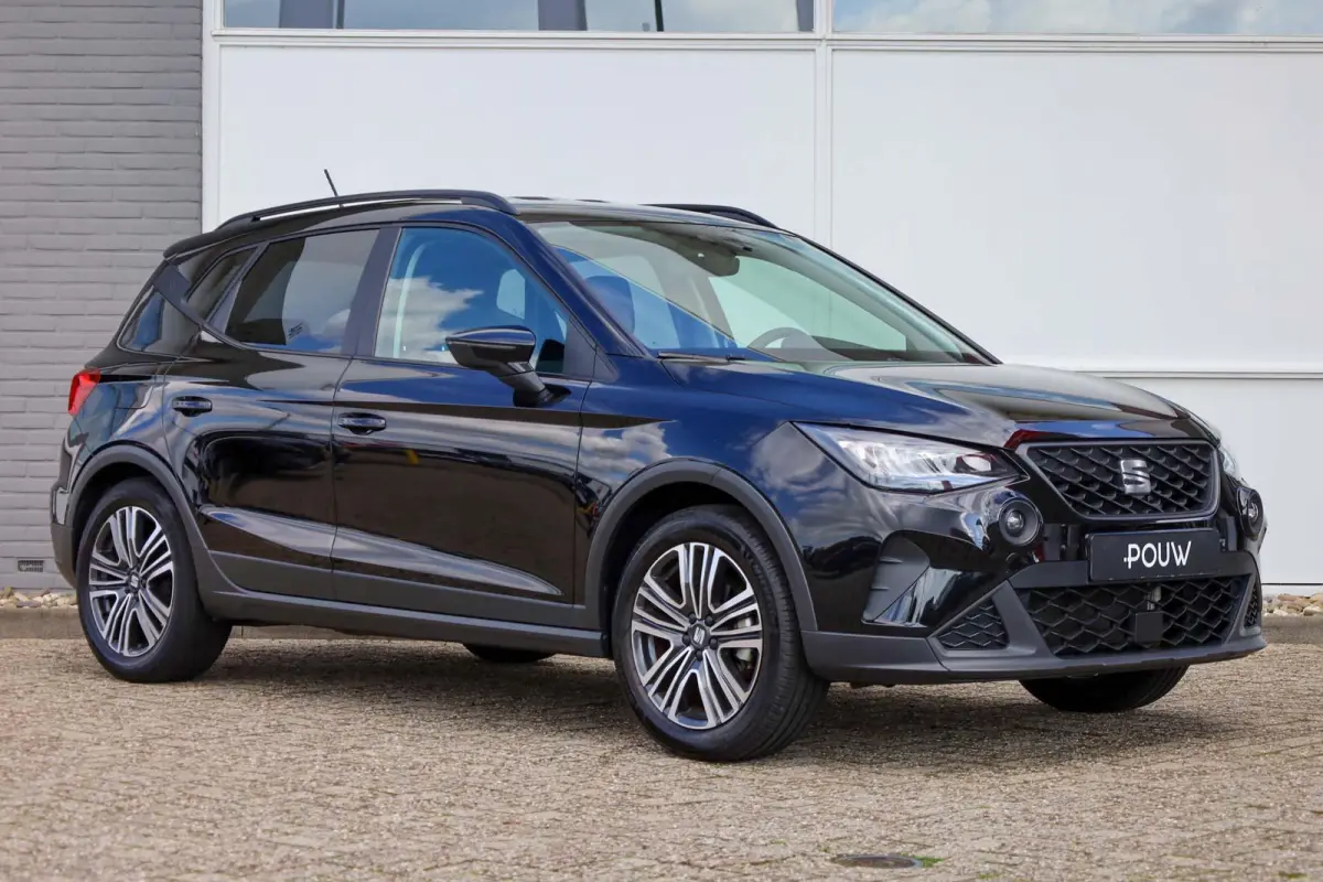 1.0 TSI 95pk Style | Parkeersensor | LM Velgen 17" | Apple Carplay/Android Auto