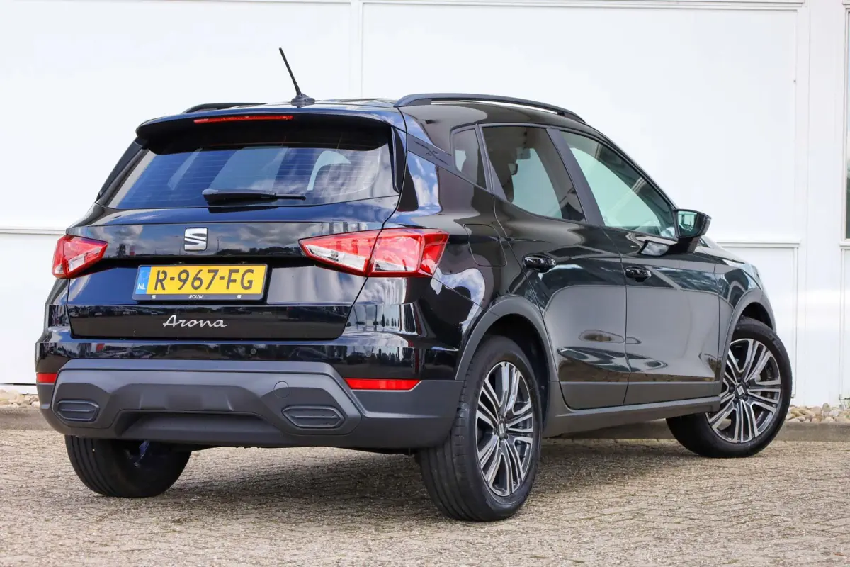 1.0 TSI 95pk Style | Parkeersensor | LM Velgen 17" | Apple Carplay/Android Auto