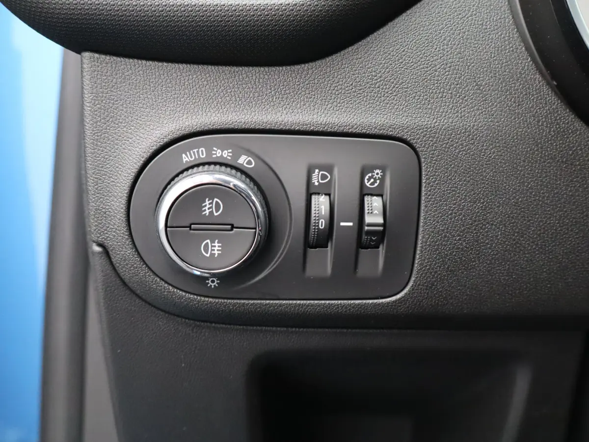 1.2 Turbo Innovation | 100% ondh. | Achteruitrijcamera | Airco (automatisch) | Comfortstoel(en)