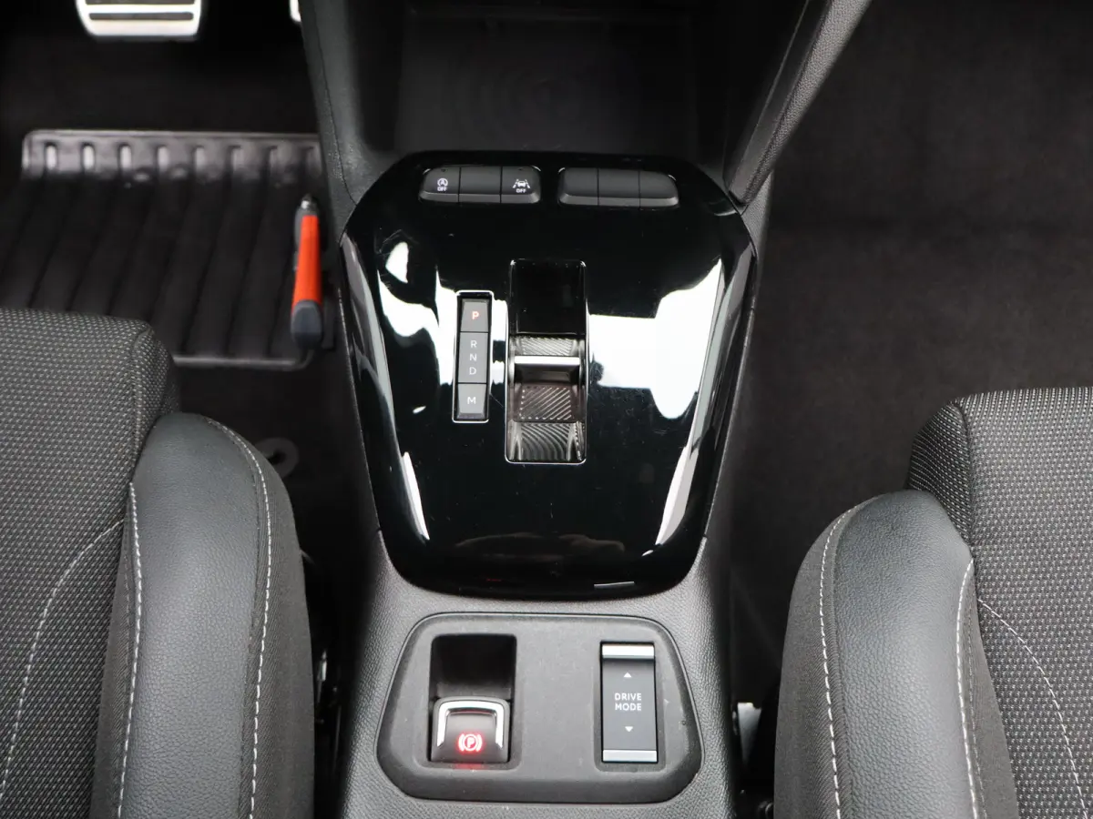 1.2 Turbo Hybrid GS 145pk | Achteruitrijcamera | Cruise control | Dodehoek detectie