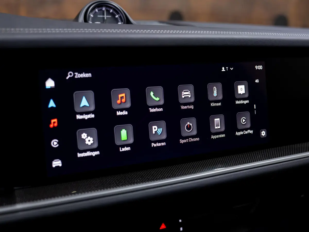 4.0 Turbo E-Hybrid | PCCB | Carbon | Burmester | Massage | PDCC | InnoDrive |
