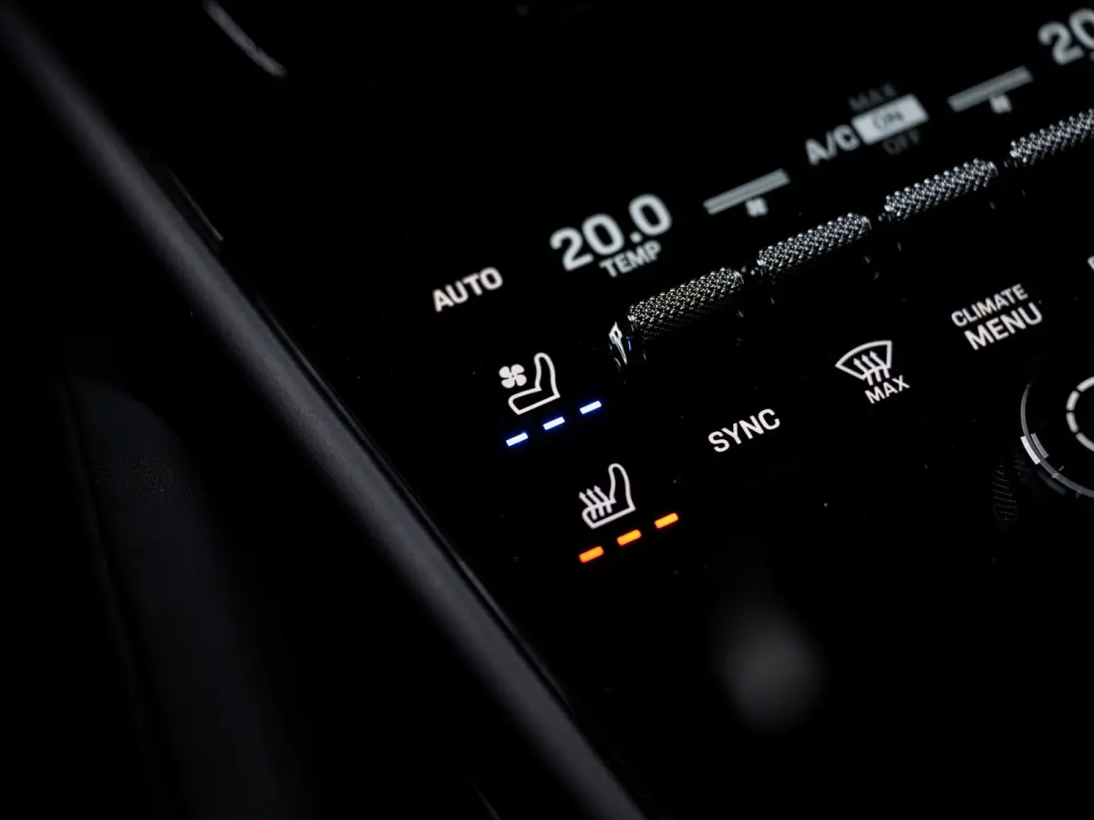 4.0 Turbo E-Hybrid | PCCB | Carbon | Burmester | Massage | PDCC | InnoDrive |
