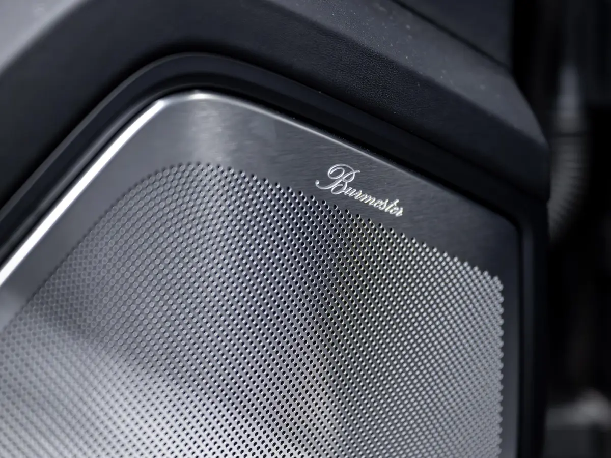 4.0 Turbo E-Hybrid | PCCB | Carbon | Burmester | Massage | PDCC | InnoDrive |