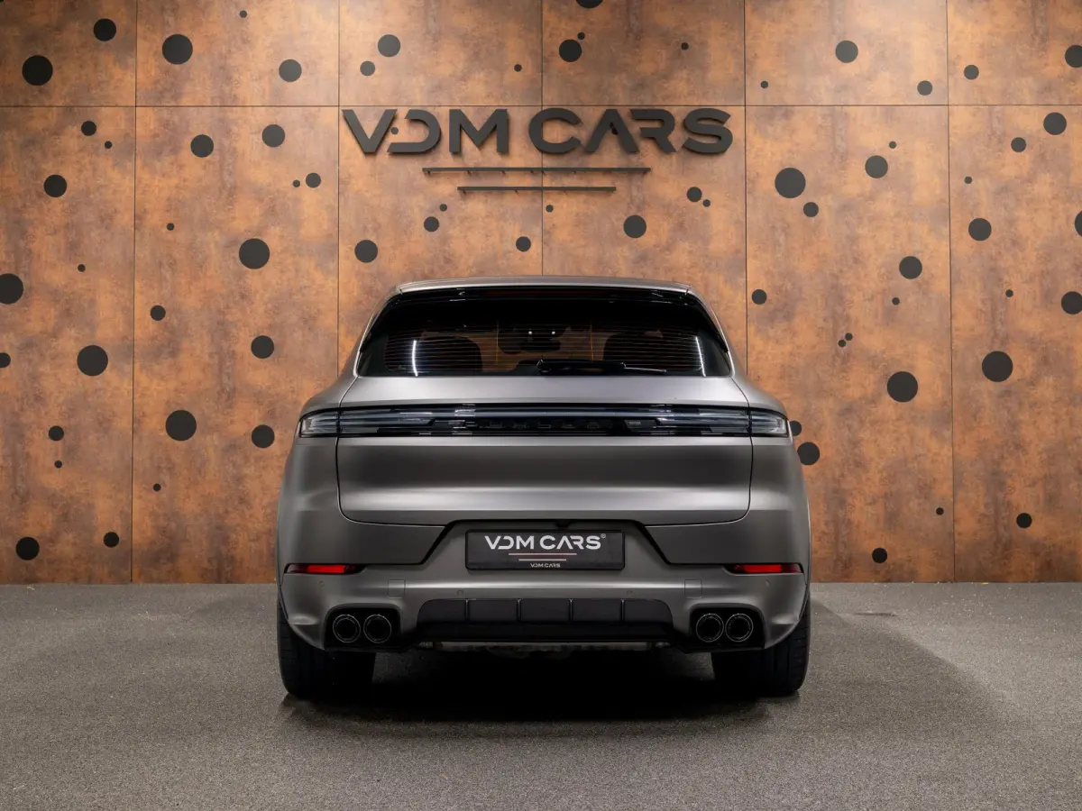 4.0 Turbo E-Hybrid | PCCB | Carbon | Burmester | Massage | PDCC | InnoDrive |