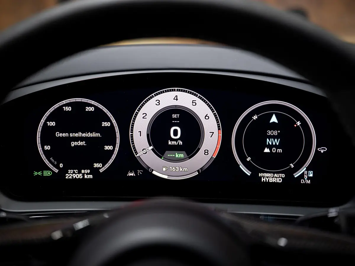 4.0 Turbo E-Hybrid | PCCB | Carbon | Burmester | Massage | PDCC | InnoDrive |