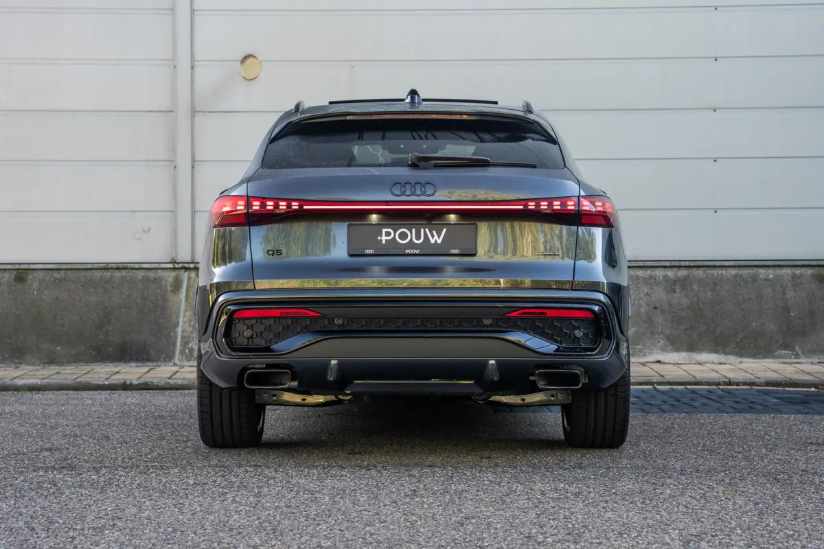2.0 TFSI e-hybrid quattro S Edition Competition | Bijrijders Display | 21" Velgen