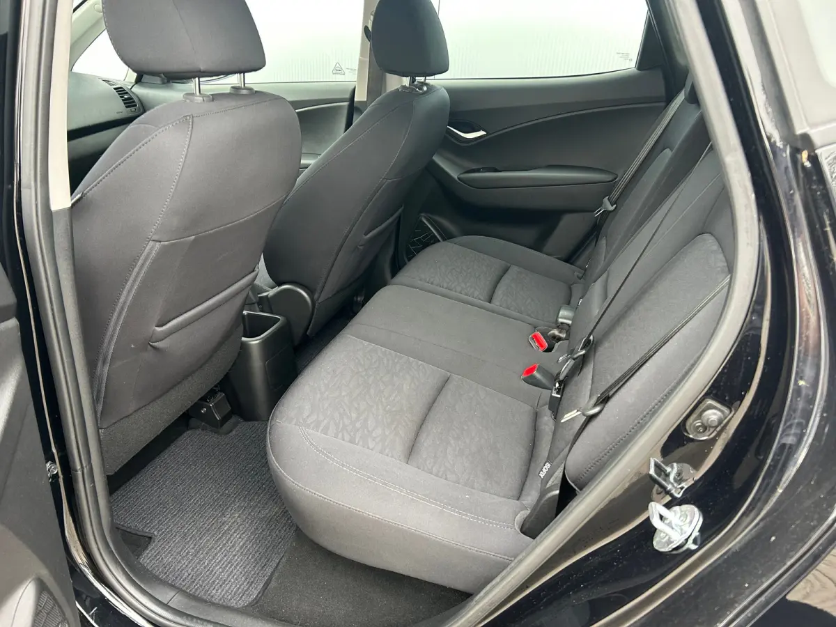 1.6i i-Vision | Automaat | 16" Lichtmetalen velgen | Parkeersensoren achter