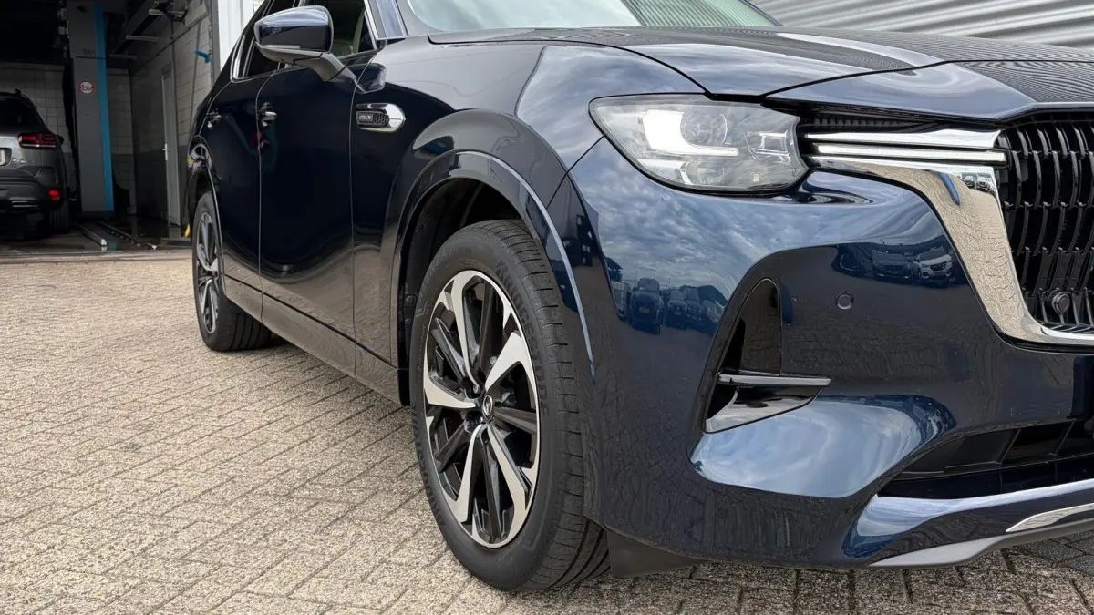 2.5 e-SKYACTIV PHEV 327PK TAKUMI AUTOMAAT SOH 93,25% / NAVI / LEDER / CLIMA / FULL-LED / PDC / 20" LMV / PANO DAK / KEYLESS / 360 CAMERA / HUD / WINTERPAKKET / ADAPT. CRUISECONTROL / 1E EIGE