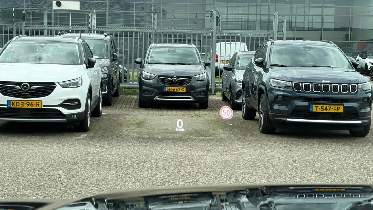 2.5 e-SKYACTIV PHEV 327PK TAKUMI AUTOMAAT SOH 93,25% / NAVI / LEDER / CLIMA / FULL-LED / PDC / 20" LMV / PANO DAK / KEYLESS / 360 CAMERA / HUD / WINTERPAKKET / ADAPT. CRUISECONTROL / 1E EIGE