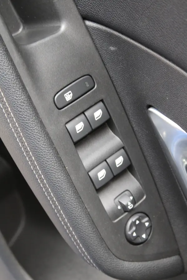 1.2 Turbo Ultimate | Camera | Alcantara | Adaptive cruise control | Dodehoek detectie |