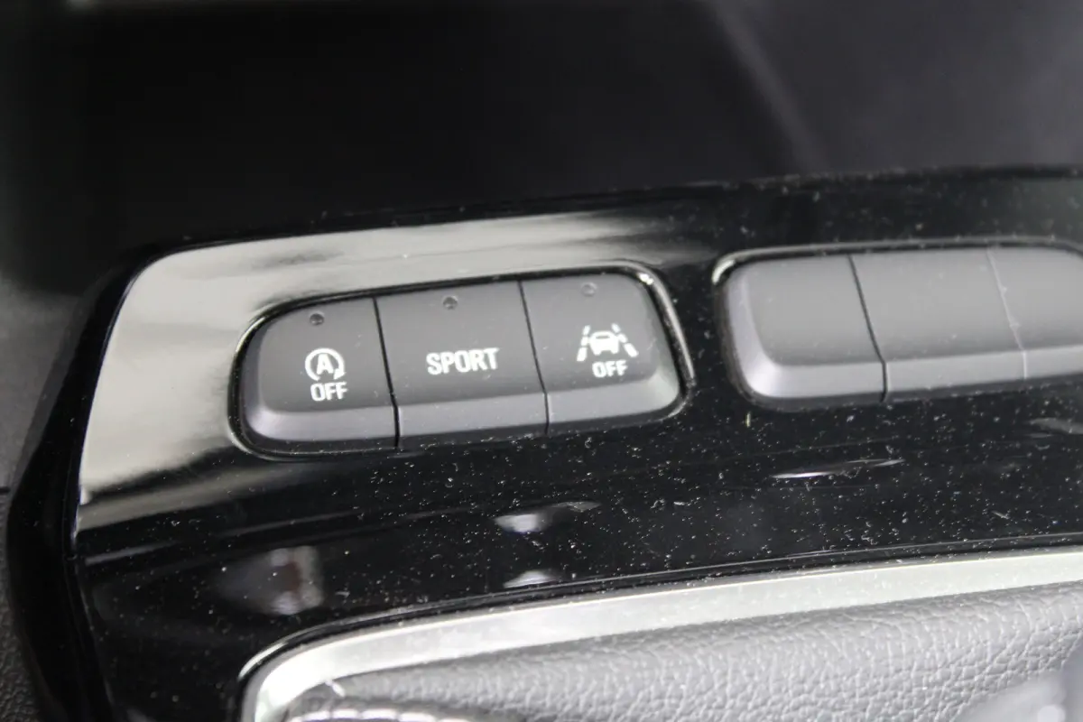 1.2 Turbo Ultimate | Camera | Alcantara | Adaptive cruise control | Dodehoek detectie |