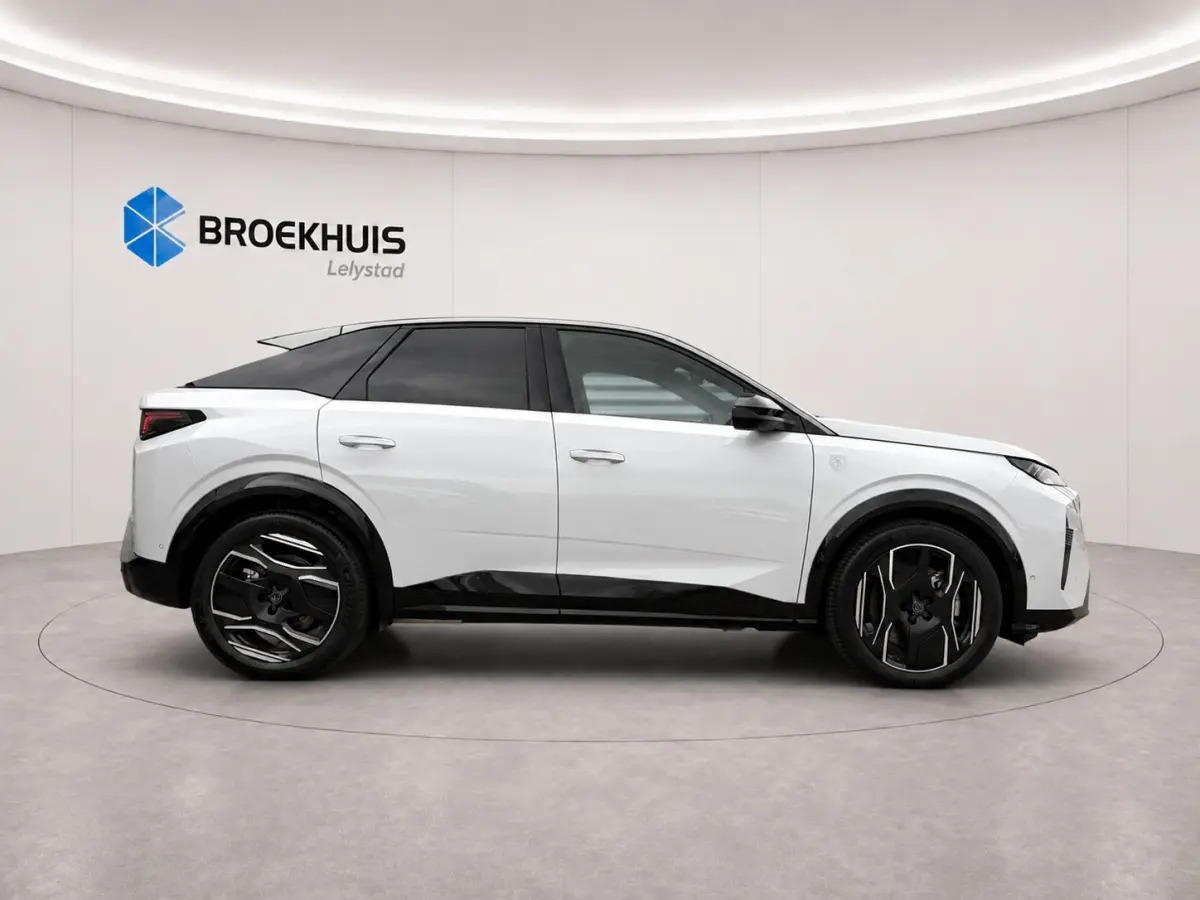 73KWH GT AVANTAGE 214PK SOH 96,5% / NAVI / LEDER / CLIMA / FULL-LED / 20" LMV / KEYLESS / WARMTEPOMP / 360° CAMERA / ADAPT. CRUISECONTROL / WINTERPAKKET / NIEUWSTAAT !!