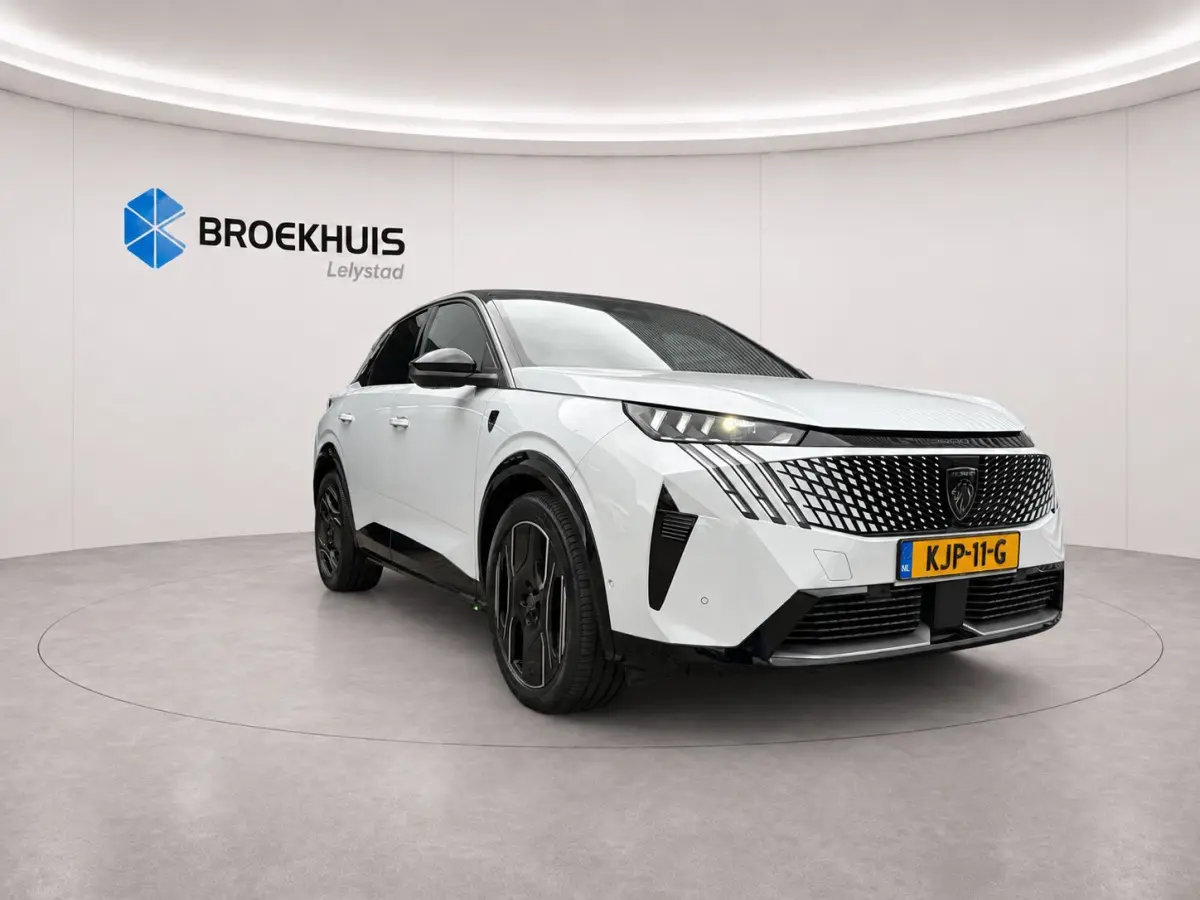 73KWH GT AVANTAGE 214PK SOH 96,5% / NAVI / LEDER / CLIMA / FULL-LED / 20" LMV / KEYLESS / WARMTEPOMP / 360° CAMERA / ADAPT. CRUISECONTROL / WINTERPAKKET / NIEUWSTAAT !!