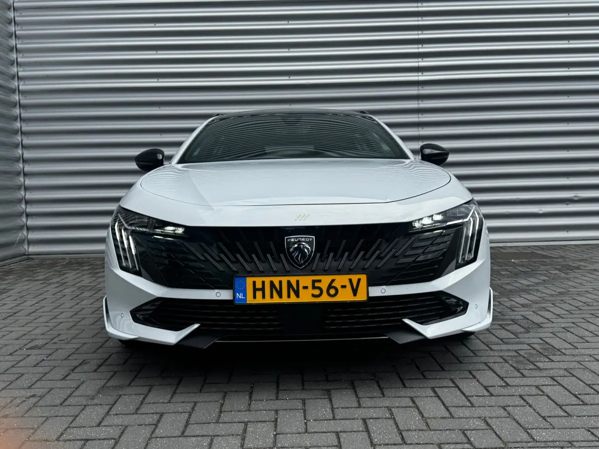 PSE 1.6 HYBRID 360PK SPORT ENGINEERED AUTOMAAT SOH 98,25% / NAVI / LEDER / CLIMA / PDC / 20" LMV / CAMERA / KEYLESS / I-COCKPIT / FULL-LED / PANO. DAK / ALCANTARA / WINTERPAKKET / FOCAL AUDI