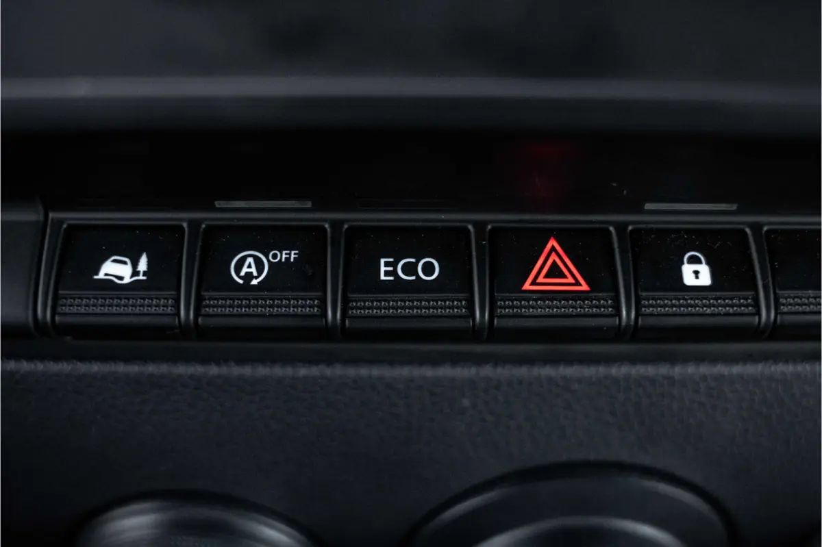 2.3dCi | Bakwagen met Laadklep | LED | Carplay | Camera | Cruise