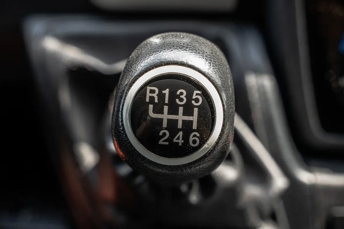 2,3 140PK | Bakwagen met laadklep | 3-Zits | LED | Cruise | Airco