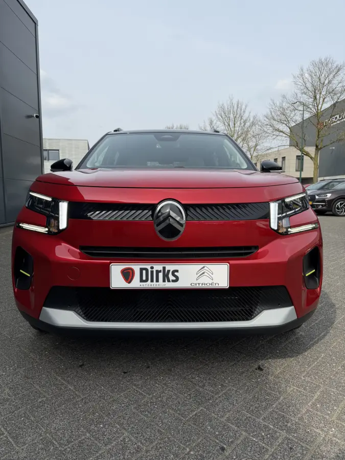 Max 113pk 44 kWh (Automatische Airco - Navigatie - LED - Apple Carplay - Camera - 17" - Two Tone)
