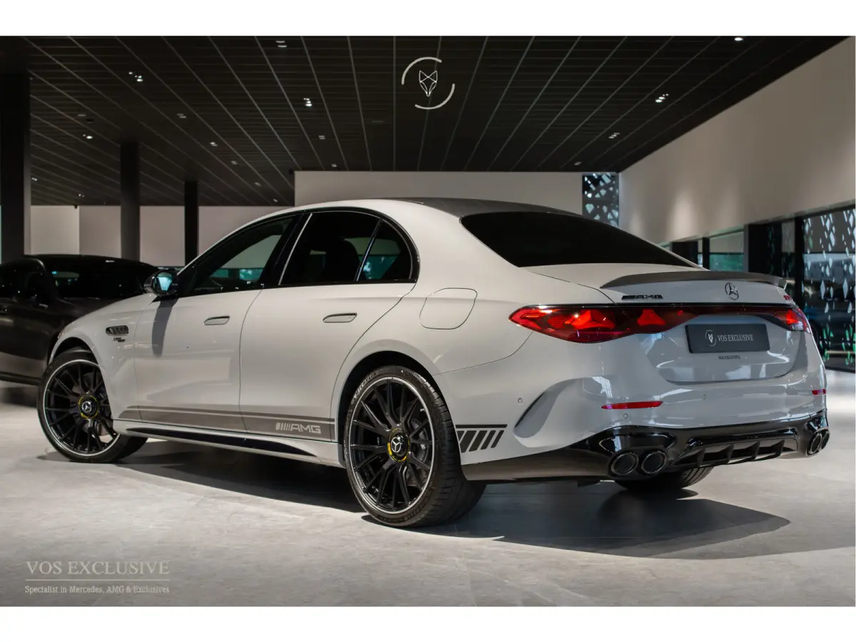 AMG 53 4M Edition 1 Full Carbon in- en exterieur|Bumester 4D|Schaalstoelen|Keyless|Stoelkoeling|ACC|Performance Sound|360°Camera|Superscreen