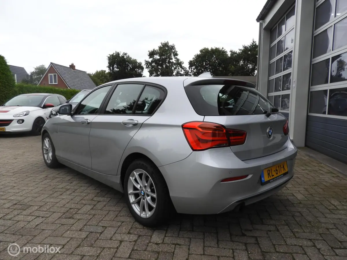 118i Executive , Xenon , Sportstoelen