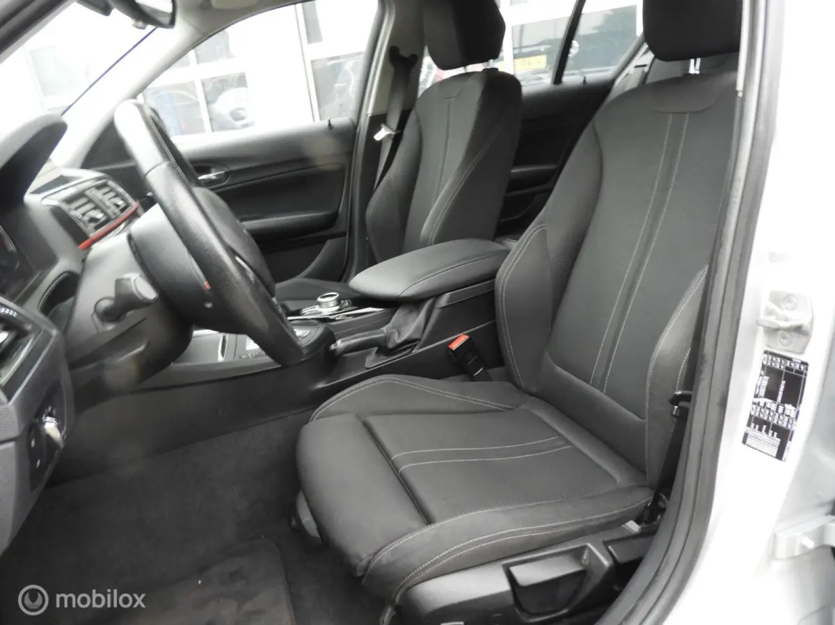 118i Executive , Xenon , Sportstoelen