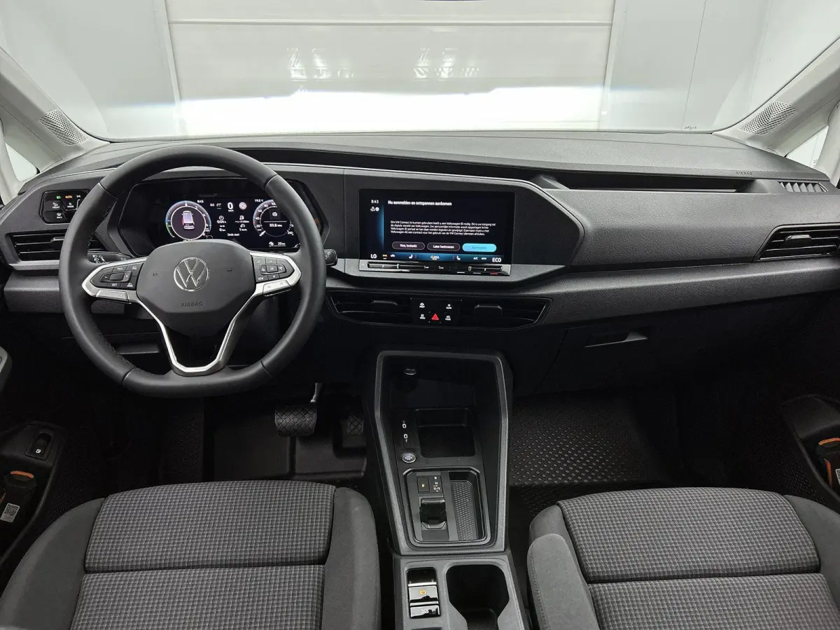 Flexible 1.5 TSI Hybride Limited Edition | Automaat | Multifunctioneel Stuurwiel | Adaptive Cruise Control | DAB+ | Digital Cockpit | Navigatie | Achteruitrijcamera | Led Lampen | Lane Assis