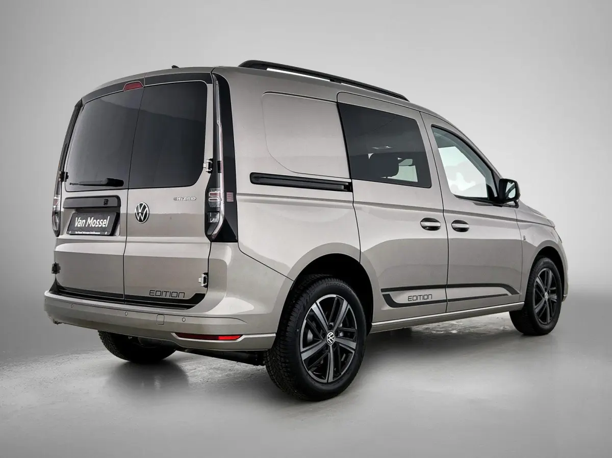 Flexible 1.5 TSI Hybride Limited Edition | Automaat | Multifunctioneel Stuurwiel | Adaptive Cruise Control | DAB+ | Digital Cockpit | Navigatie | Achteruitrijcamera | Led Lampen | Lane Assis