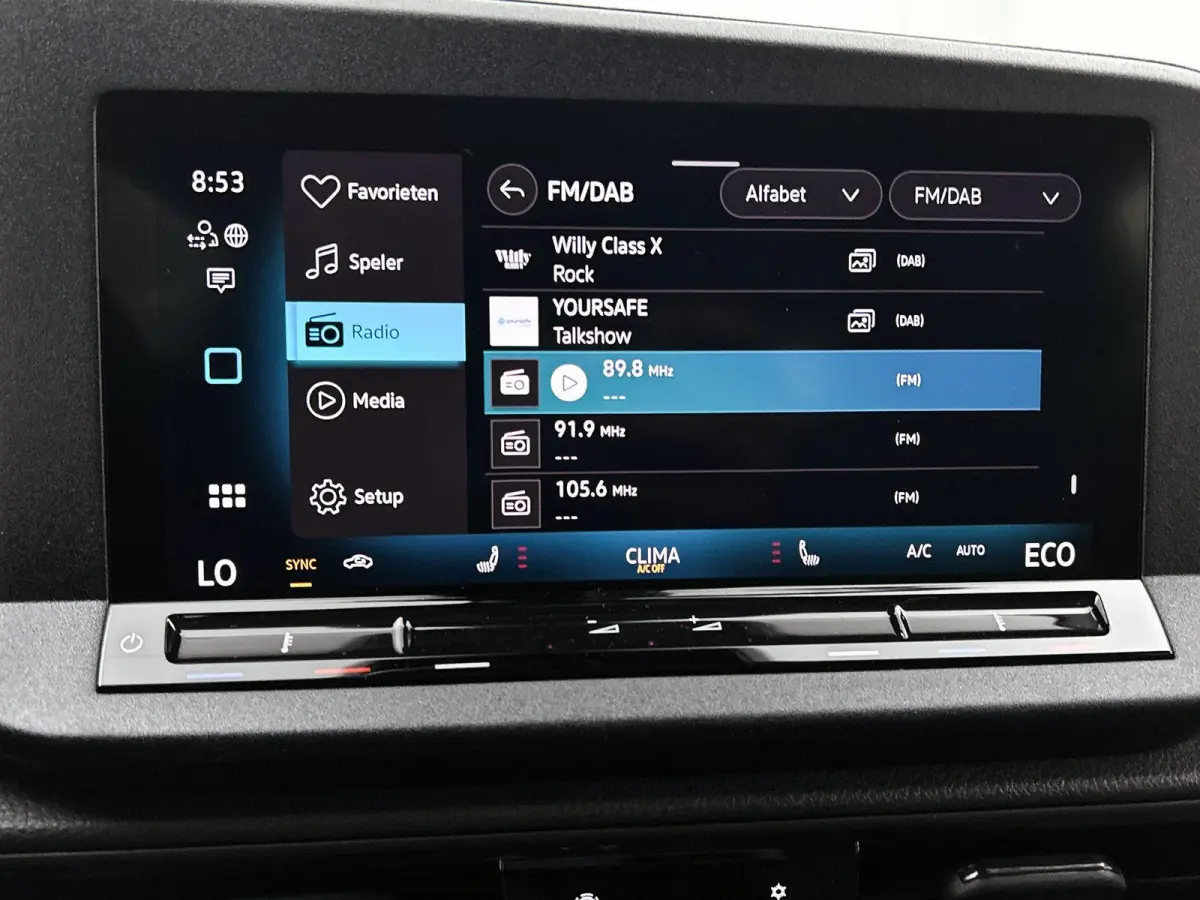 Flexible 1.5 TSI Hybride Limited Edition | Automaat | Multifunctioneel Stuurwiel | Adaptive Cruise Control | DAB+ | Digital Cockpit | Navigatie | Achteruitrijcamera | Led Lampen | Lane Assis