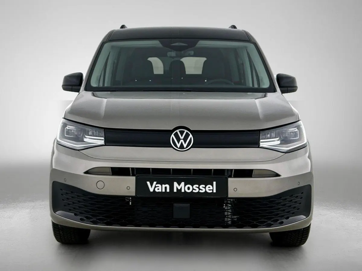 Flexible 1.5 TSI Hybride Limited Edition | Automaat | Multifunctioneel Stuurwiel | Adaptive Cruise Control | DAB+ | Digital Cockpit | Navigatie | Achteruitrijcamera | Led Lampen | Lane Assis