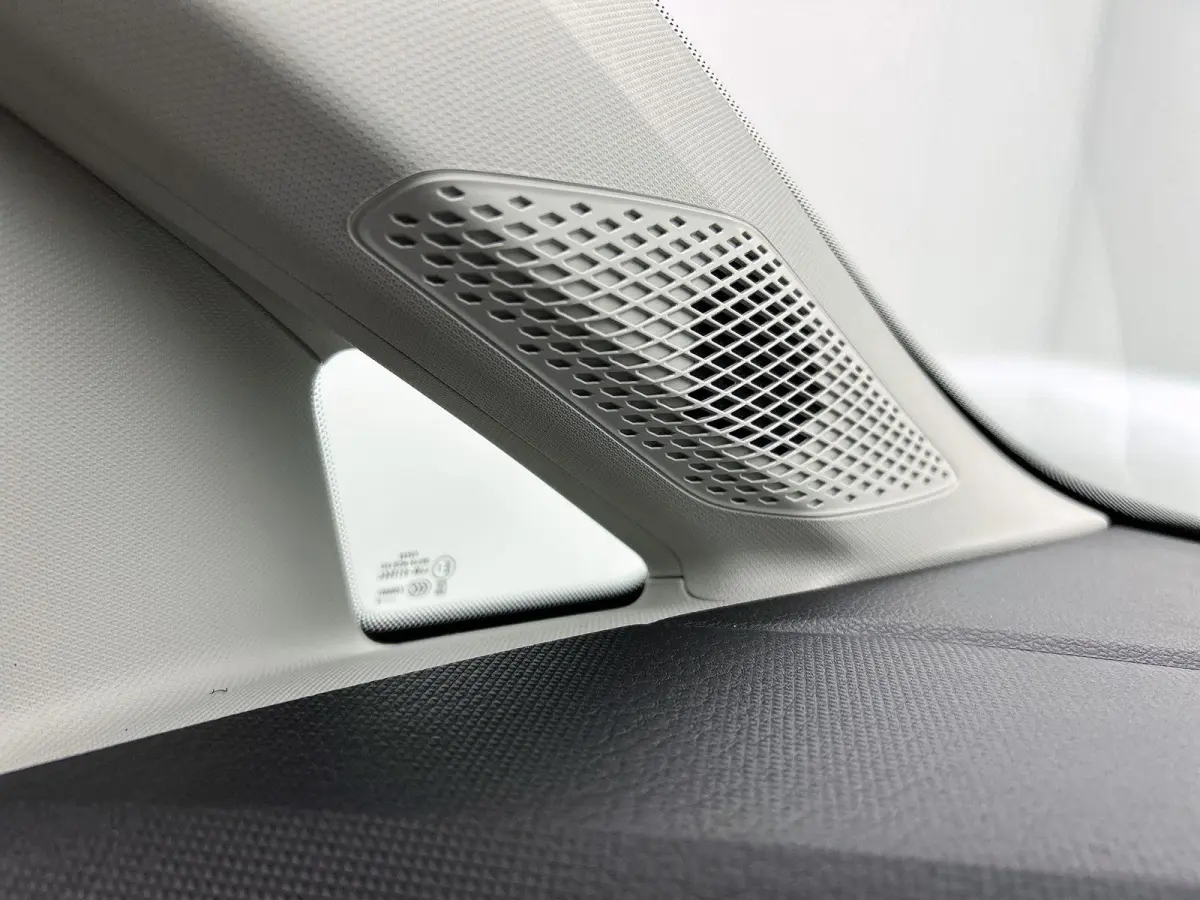 Flexible 1.5 TSI Hybride Limited Edition | Automaat | Multifunctioneel Stuurwiel | Adaptive Cruise Control | DAB+ | Digital Cockpit | Navigatie | Achteruitrijcamera | Led Lampen | Lane Assis