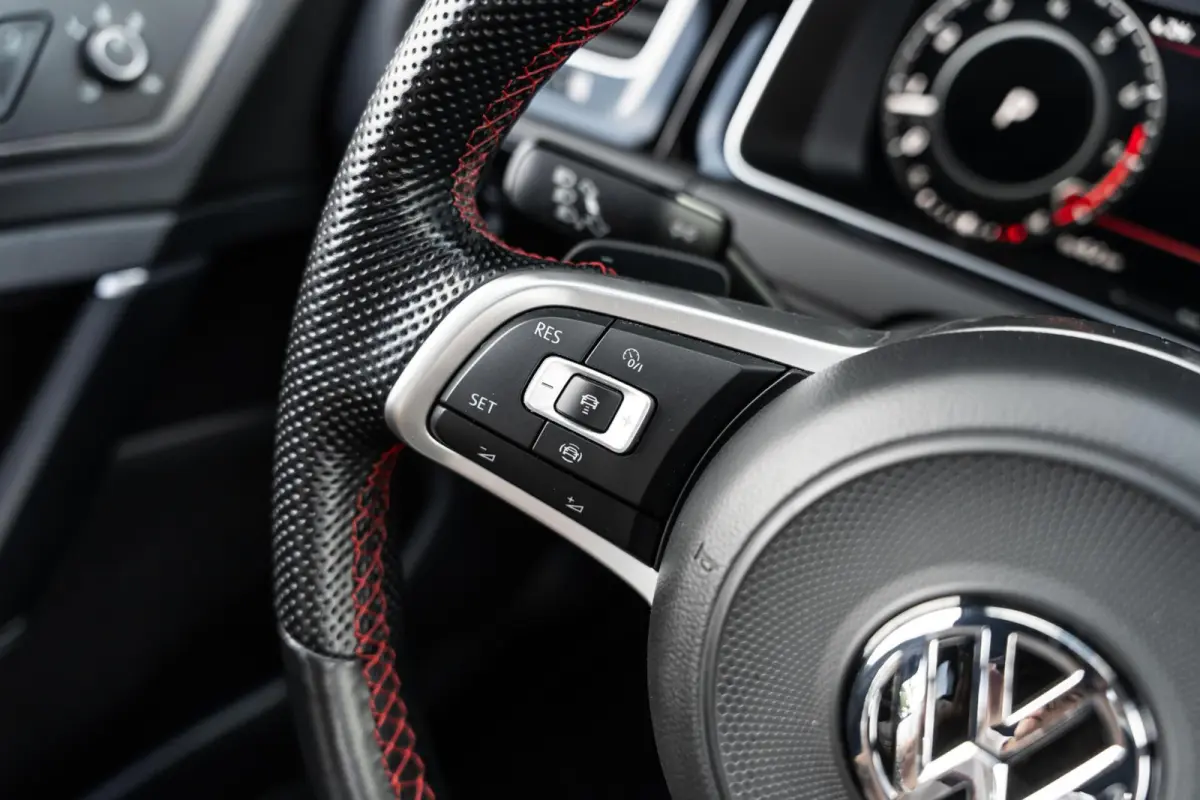 2.0 TSI GTI TCR Pano Dsg Akrapovic