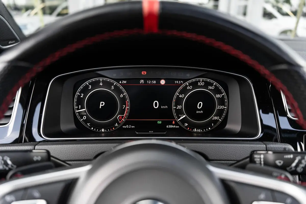 2.0 TSI GTI TCR Pano Dsg Akrapovic
