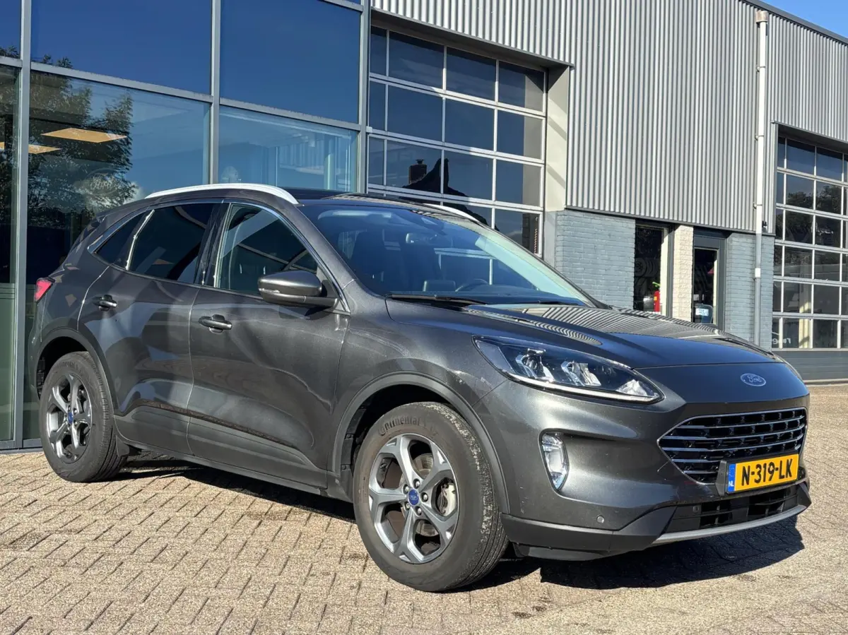 1.5 EcoBoost Titanium 120PK Afn. Trekhaak Winterpack Camera Cruise Navi Climate Keyless Full-LED 18'' Velgen Privacy Glass *1600KG Trekgewicht*