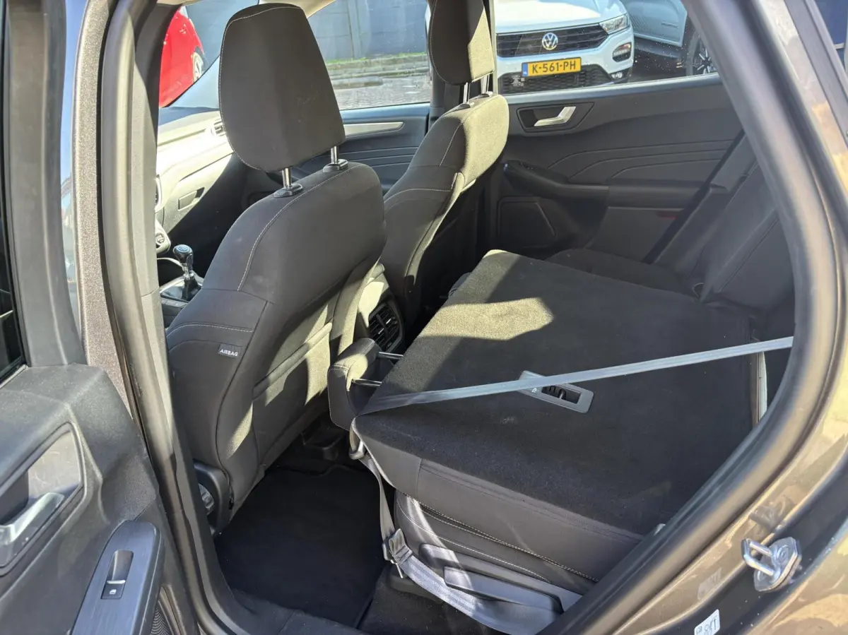 1.5 EcoBoost Titanium 120PK Afn. Trekhaak Winterpack Camera Cruise Navi Climate Keyless Full-LED 18'' Velgen Privacy Glass *1600KG Trekgewicht*
