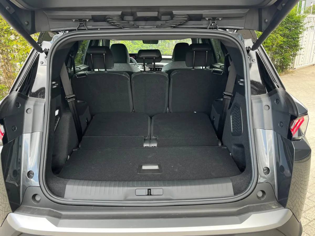 1.2 Hybrid 145 GT Exclusive 7P VOORRAAD ACTIE | 8 JAAR GARANTIE | | 2 stoelen op derde rij | Achterbank verwarmd | Apple Carplay/Android Auto|telefoonintegratie premium