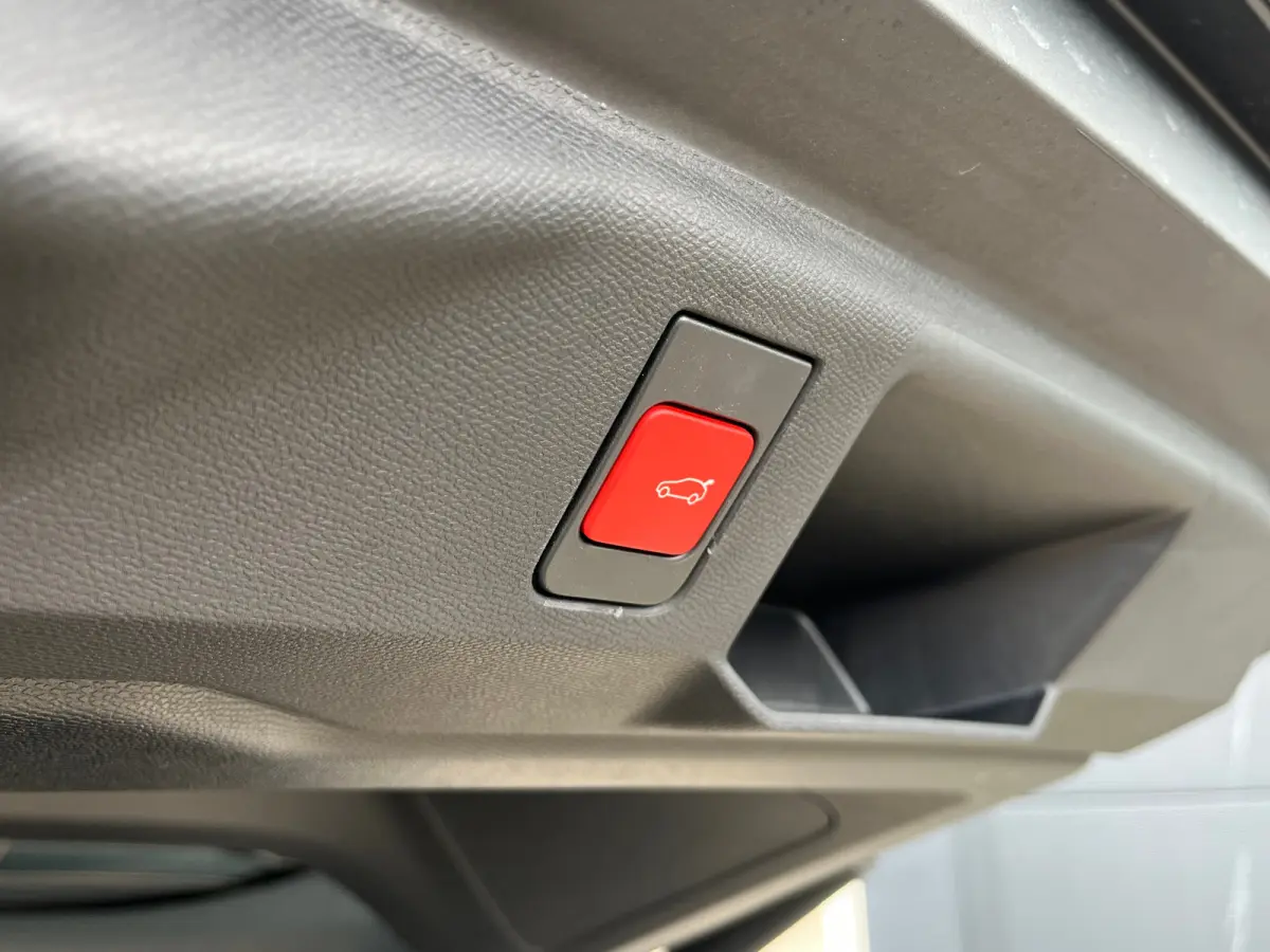 1.2 Hybrid 145 GT Exclusive 7P VOORRAAD ACTIE | 8 JAAR GARANTIE | | 2 stoelen op derde rij | Achterbank verwarmd | Apple Carplay/Android Auto|telefoonintegratie premium