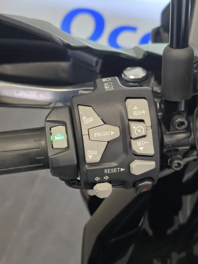 All-Road –Nieuwe banden – TomTom