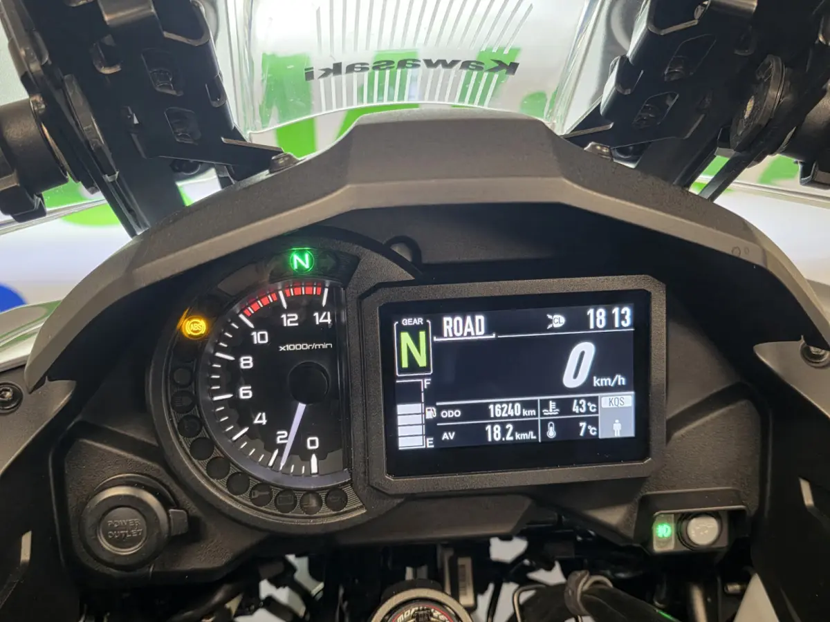 All-Road –Nieuwe banden – TomTom