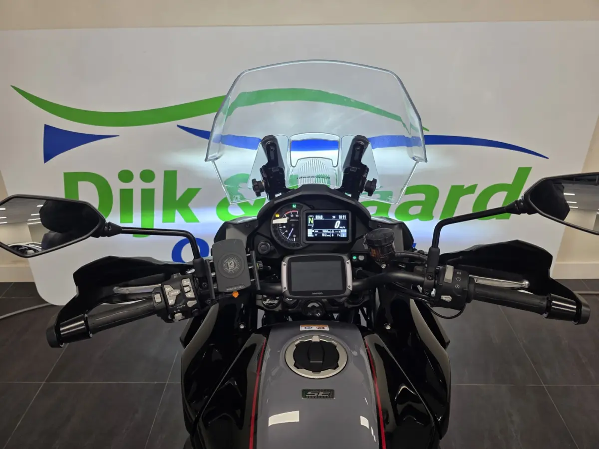 All-Road –Nieuwe banden – TomTom