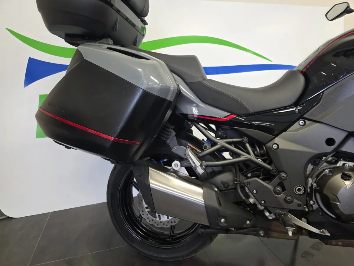 All-Road –Nieuwe banden – TomTom