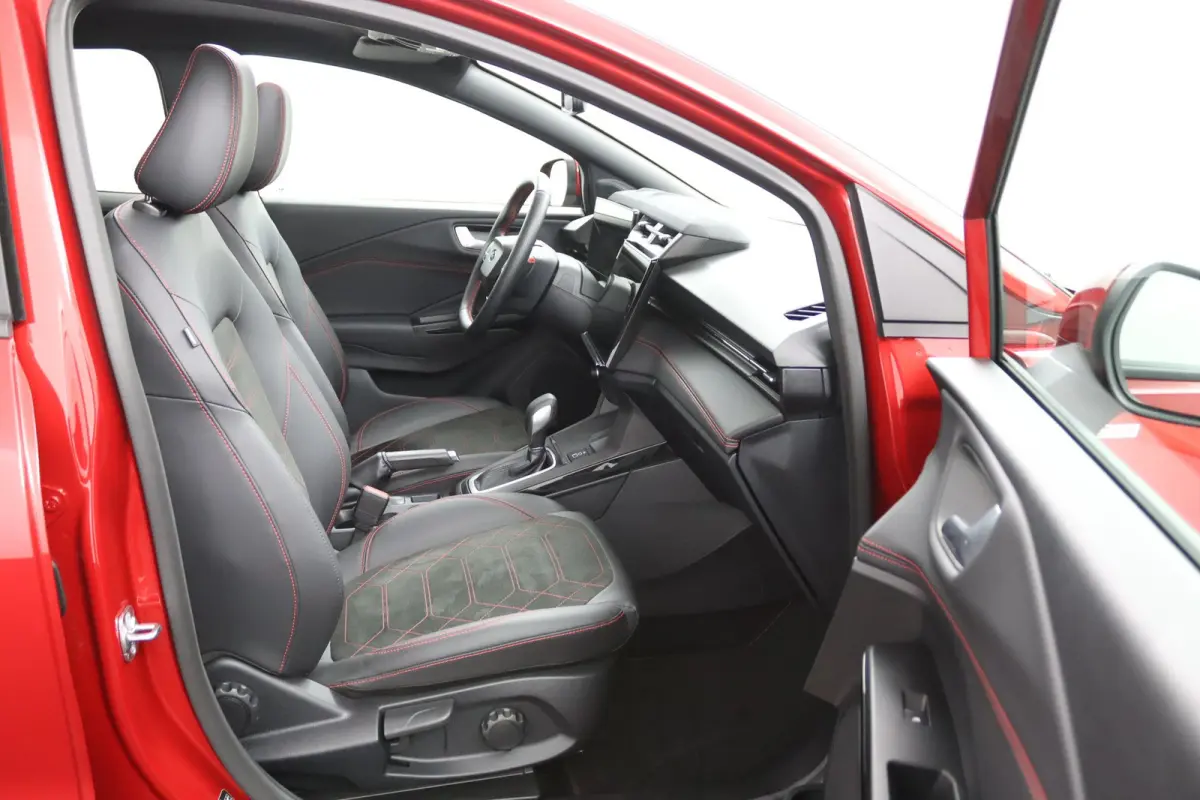 1.0 EcoBoost ST-Line X | Panoramadak | 19" Sportvelgen | Adaptive Cruise | BLIS | CarPlay/Android Auto | Stoelverwarming | 360 Camera | Keyless | B&O Audio
