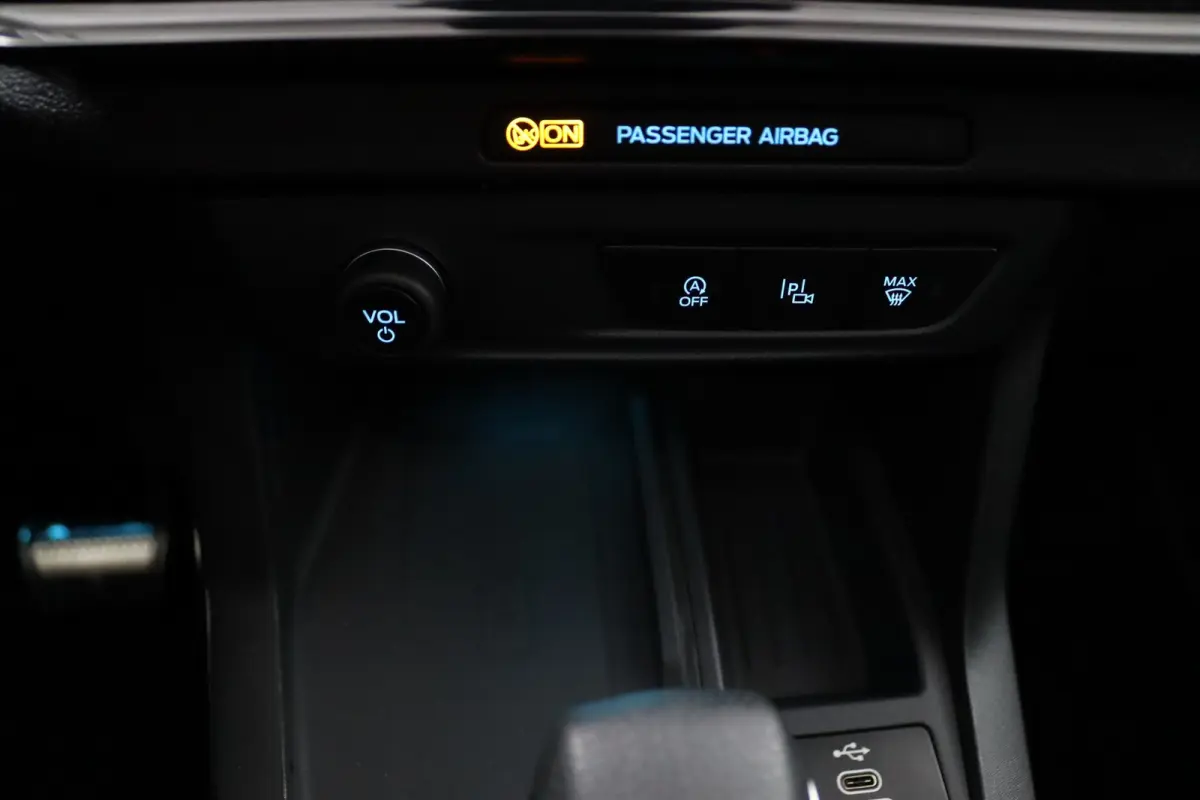 1.0 EcoBoost ST-Line X | Panoramadak | 19" Sportvelgen | Adaptive Cruise | BLIS | CarPlay/Android Auto | Stoelverwarming | 360 Camera | Keyless | B&O Audio
