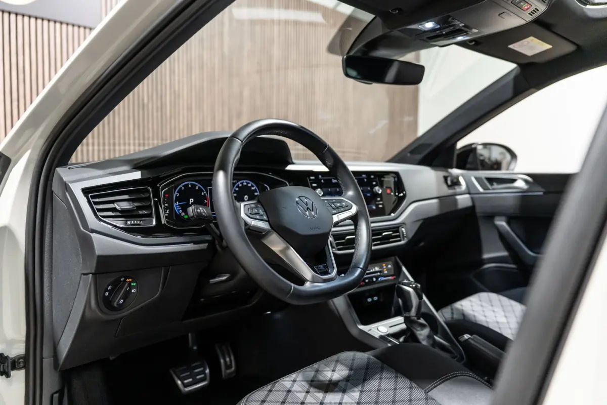 1.5 TSI R-Line DSG PANO IQ