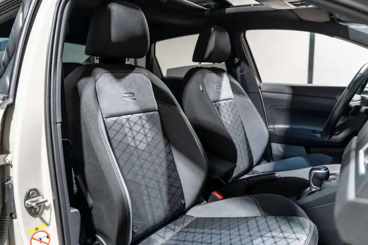 1.5 TSI R-Line DSG PANO IQ