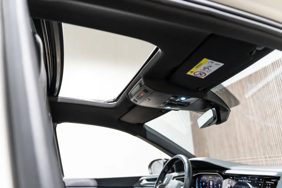1.5 TSI R-Line DSG PANO IQ