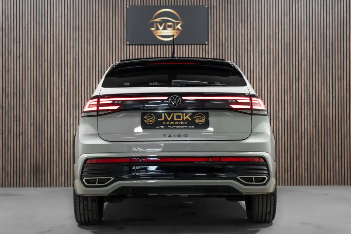 1.5 TSI R-Line DSG PANO IQ